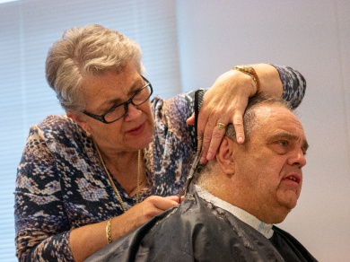 Sfeerimpressie van Knipcafé bij  WIJ 3.0