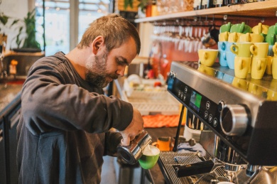 Sfeerimpressie van Lunchcafe bediening of keuken  bij  Moestuin Maarschalkerweerd